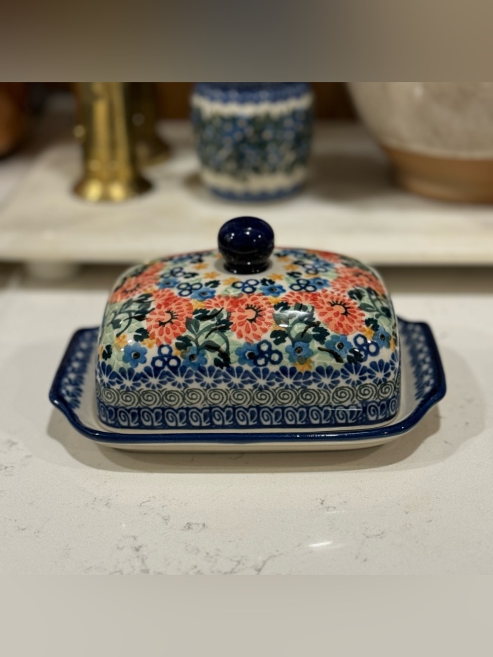 Polish Pottery Sparrow 2-Piece Covered Butter Dish.